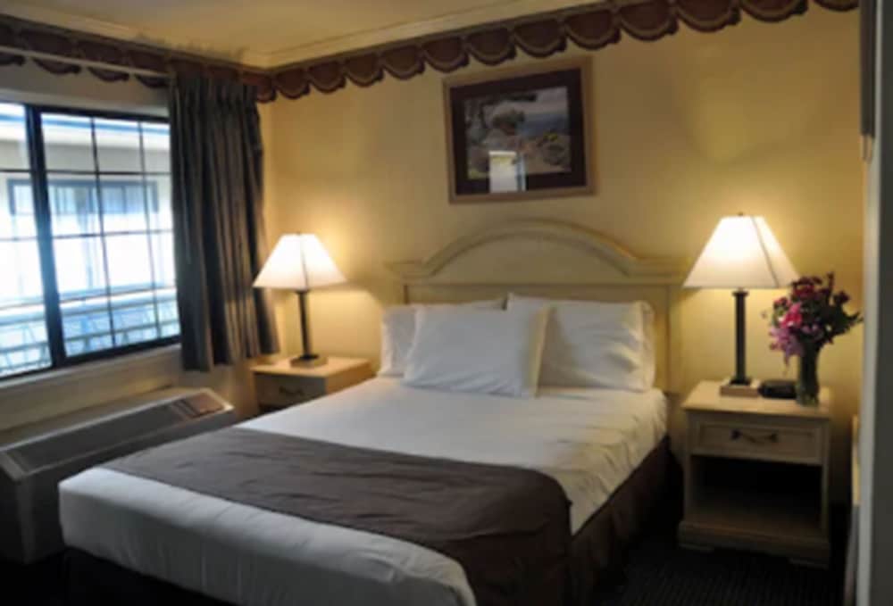 San Francisco Inn 15/49