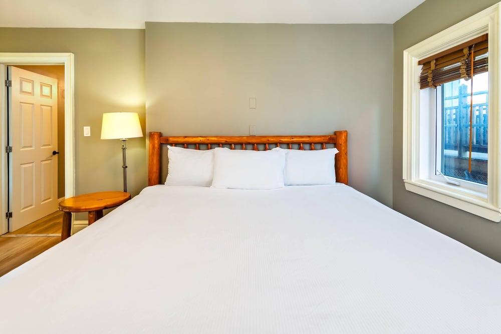 Calabogie Peaks Hotel, Ascend Hotel Member 16/50