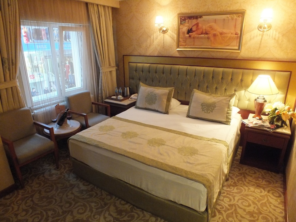 Grand Asiyan Hotel 9/46