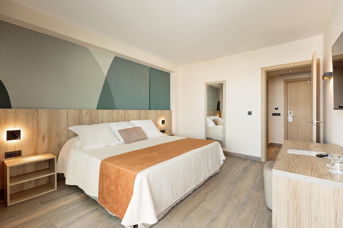 Junior Suite, Balcony or Terrace