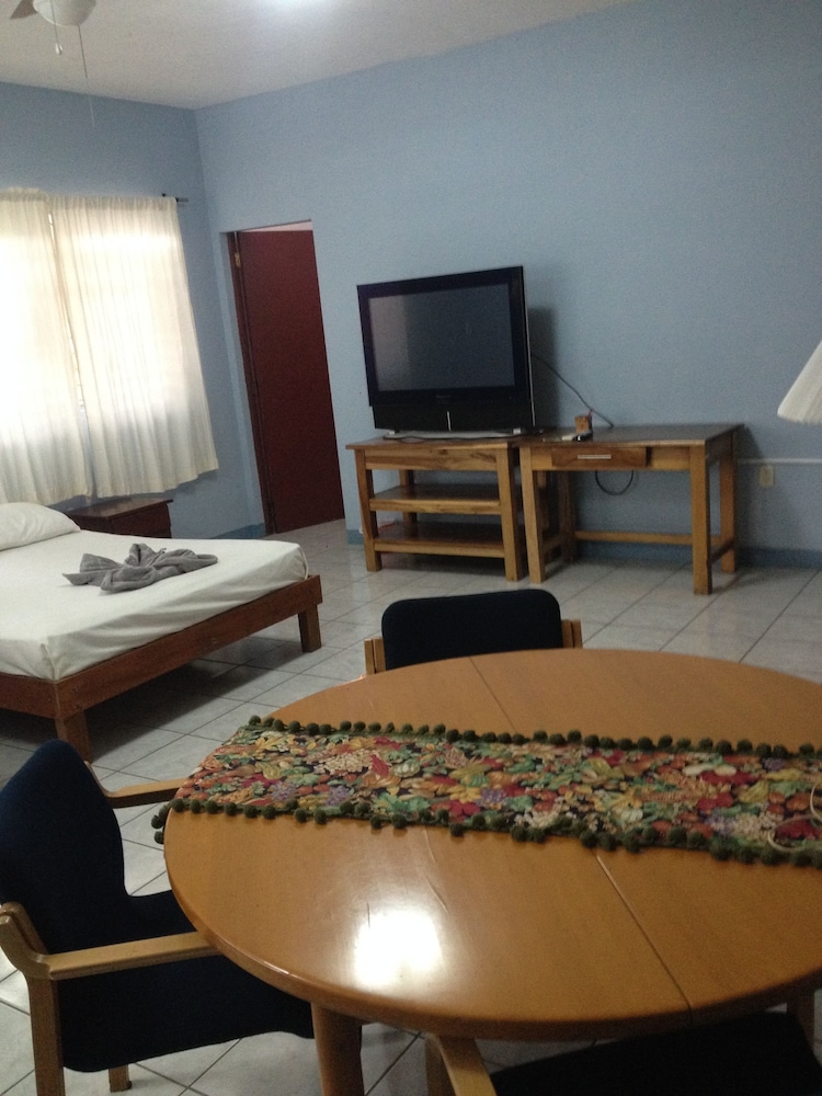 Hotel Valerie 41/46