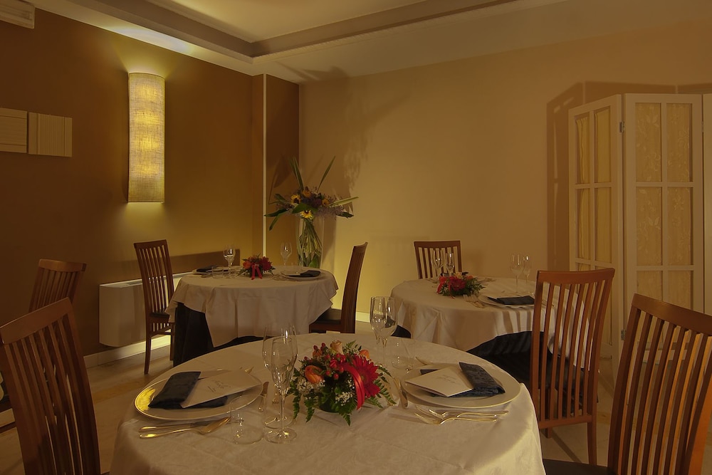 Hotel Arnolfo Aqua Laetitia Spa And Beauty 20/26