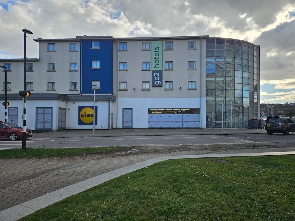 ibis Budget Portishead Marina 11/16