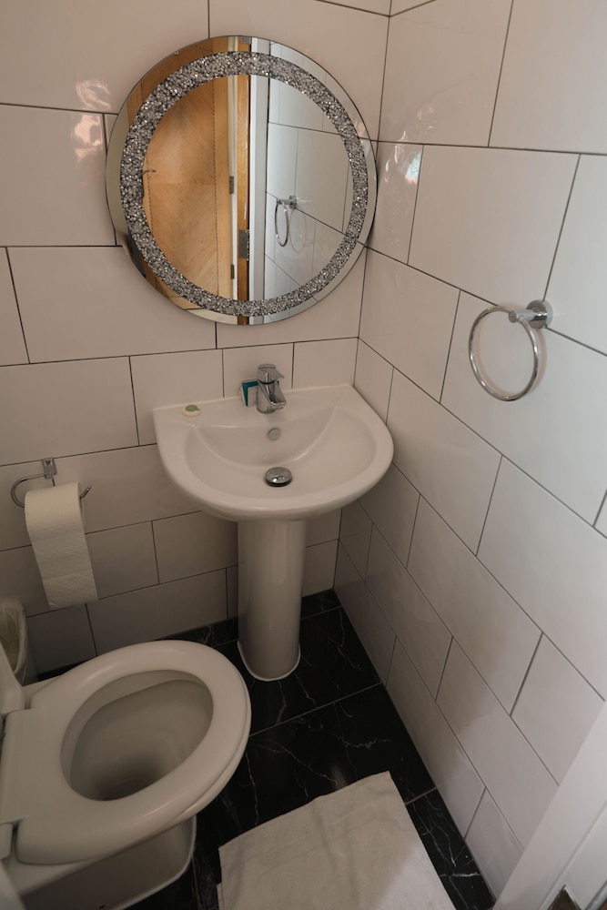 Holland Inn Hotel 15/69