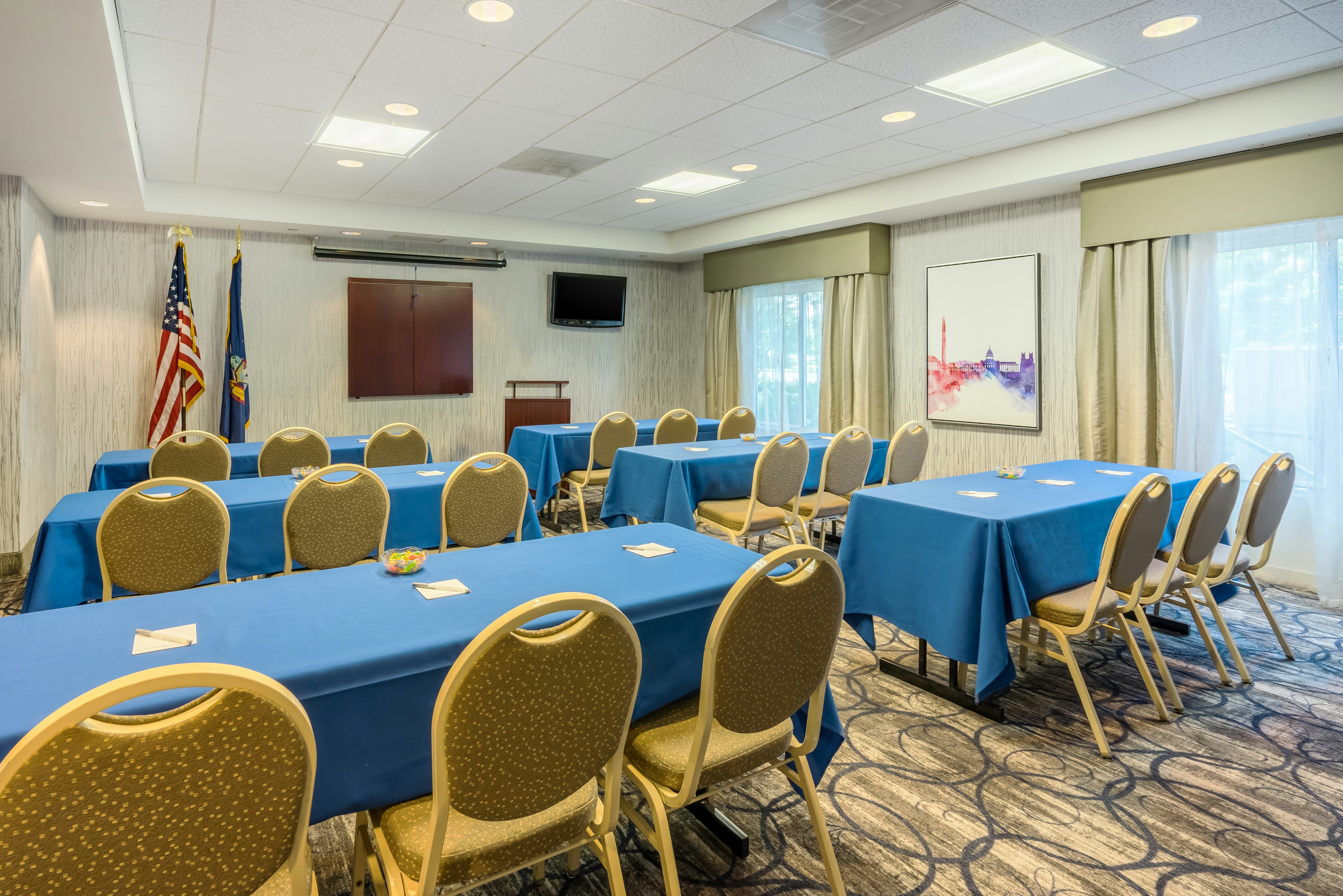 Hampton Inn Clifton Park 50/56