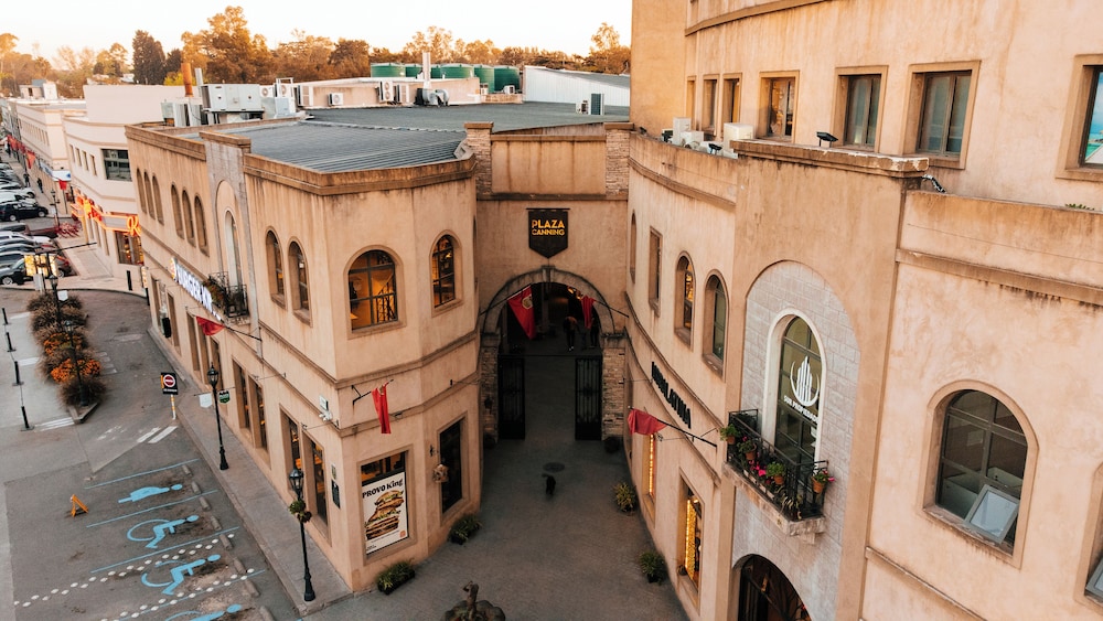 Hotel Plaza Central Ezeiza in Ezeiza