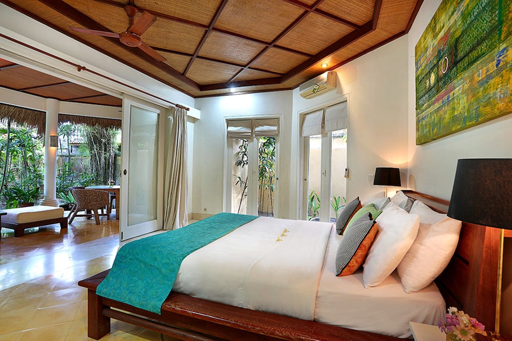 Gajah Biru Bungalows 9/50