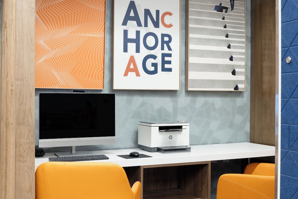 Holiday Inn Express And Suites Anchorage Midtown by IHG 51/60