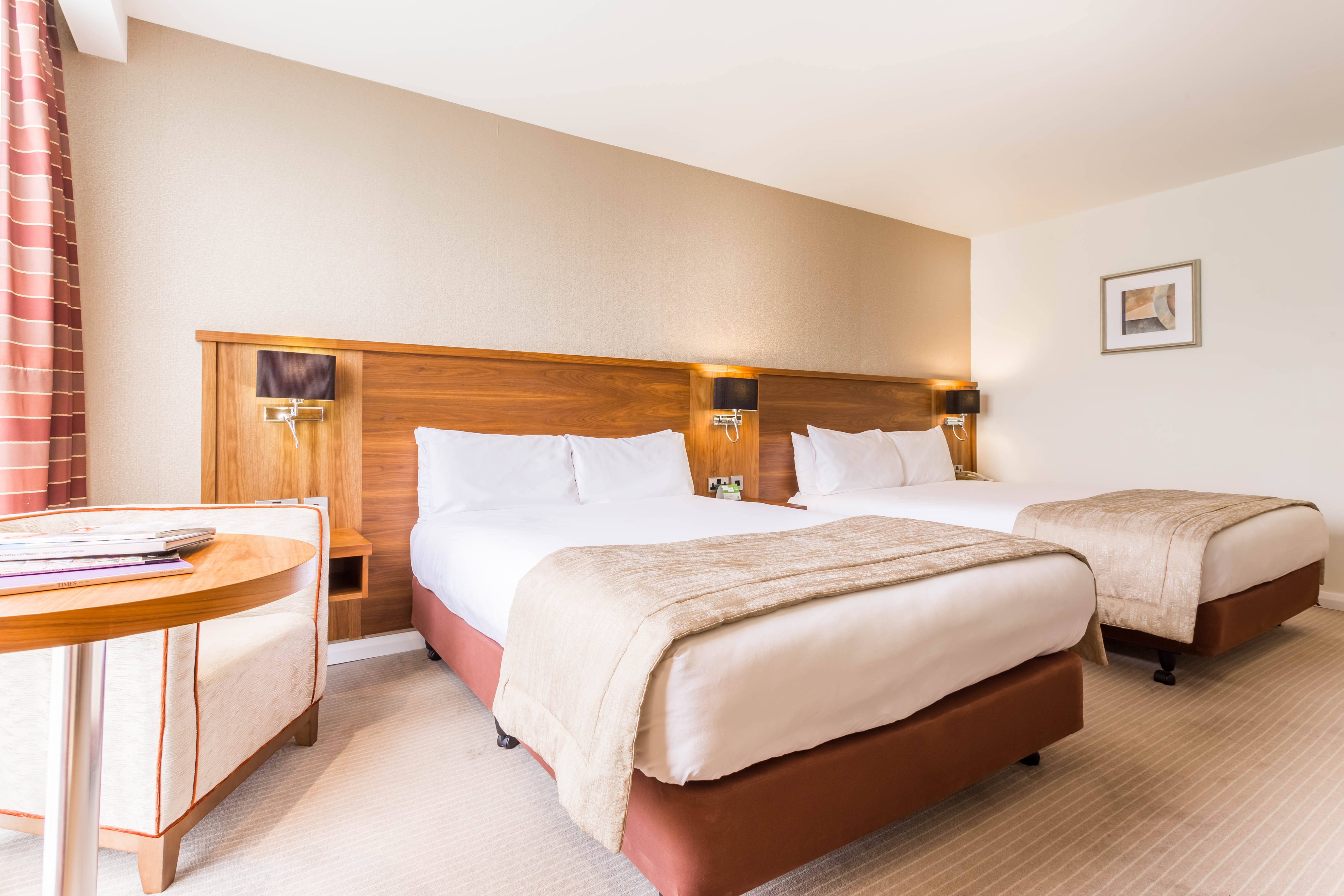 Holiday Inn Newcastle Gosforth Park By IHG 17/76