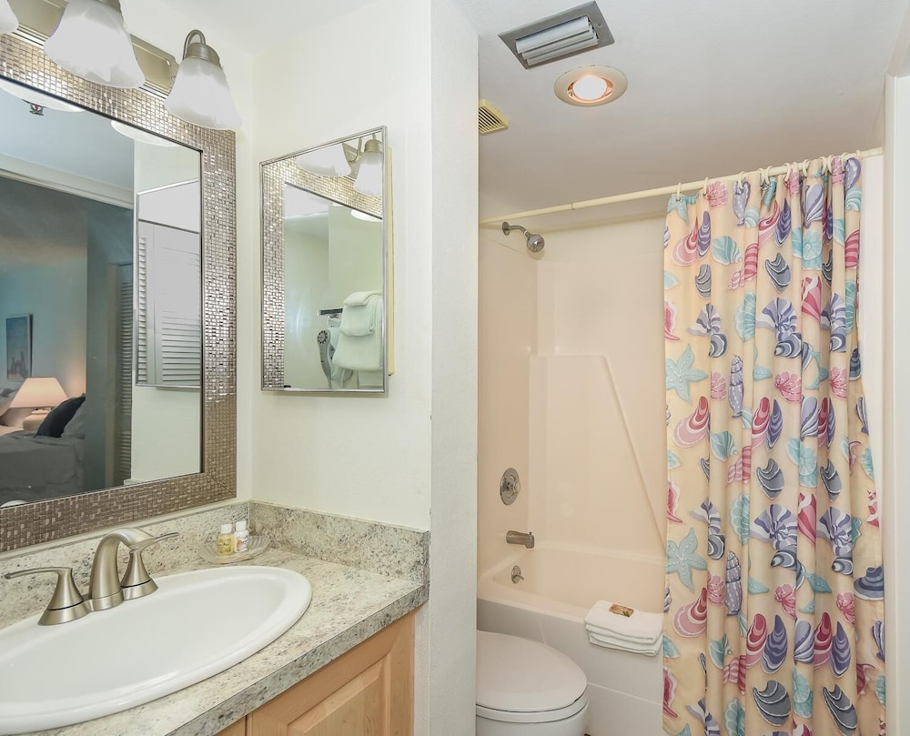 Ocean Trillium Suites 48/50