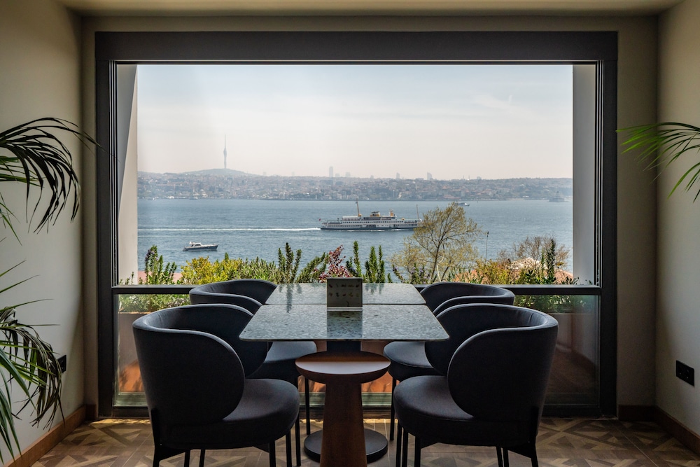 Zimmer Bosphorus Hotel 50/57