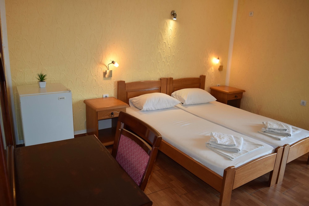 Martinovic Rooms 15/41
