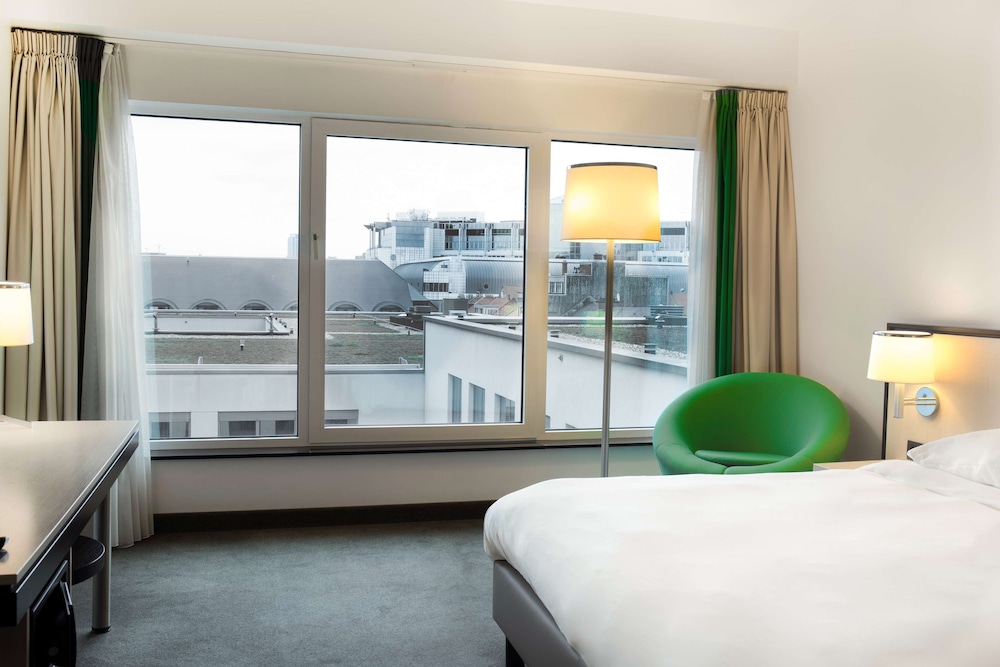 Park Inn by Radisson Brussels Midi 40/73