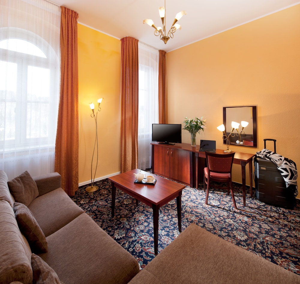 CHATEAU MONTY SPA RESORT 43/69
