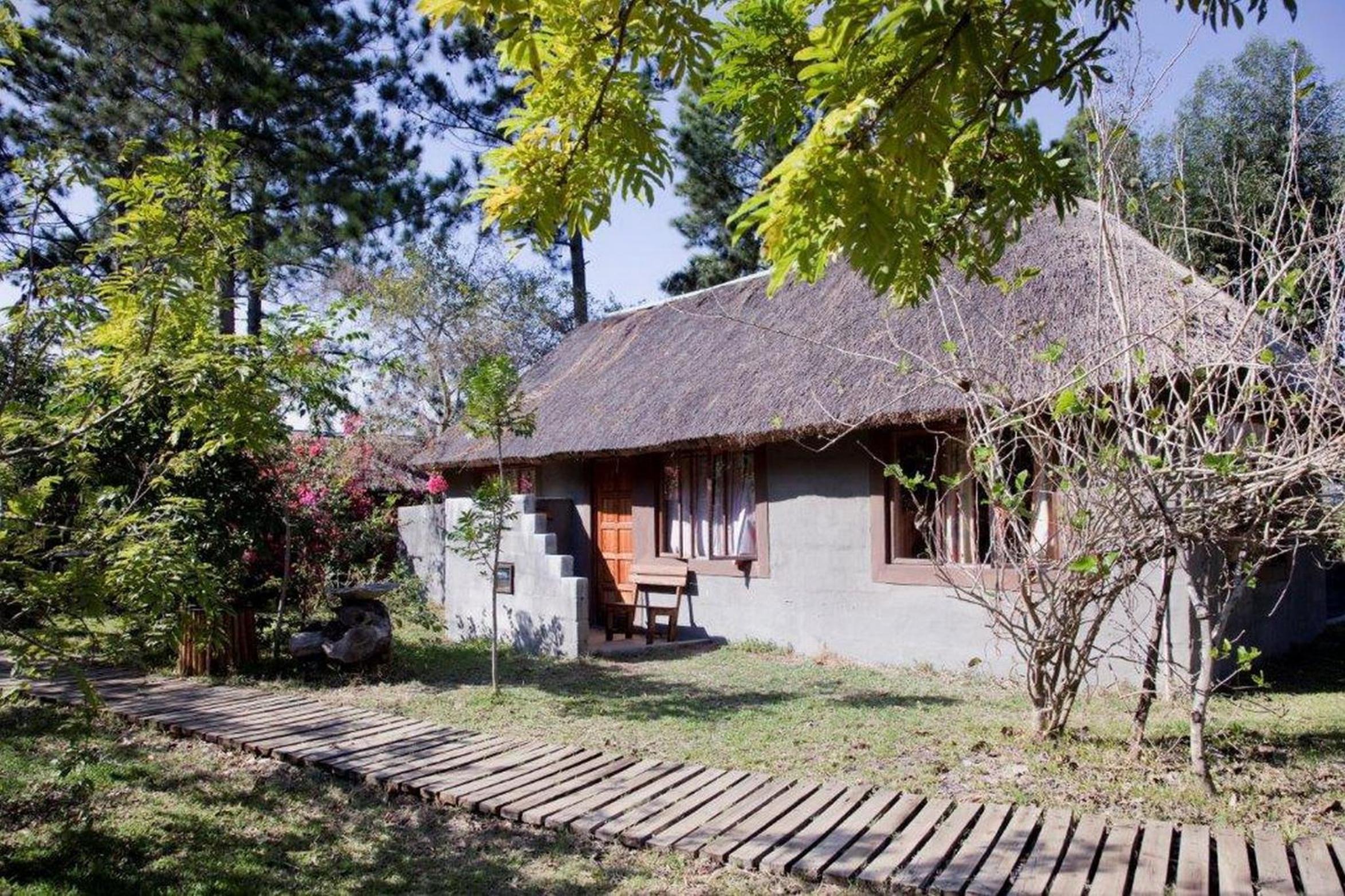 Tirton Dive Lodge 22/30