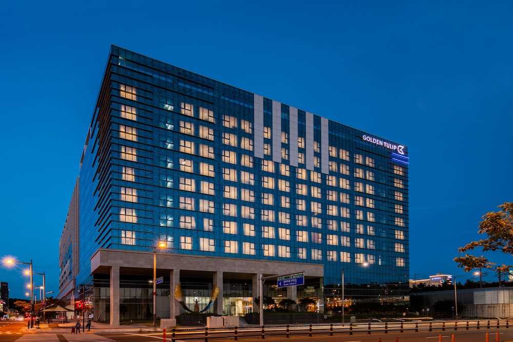 Golden Tulip Incheon Airport Hotel and Suites in INCHEON