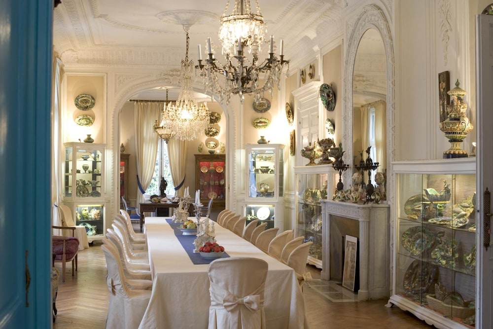 Chateau De Raissac 25/36