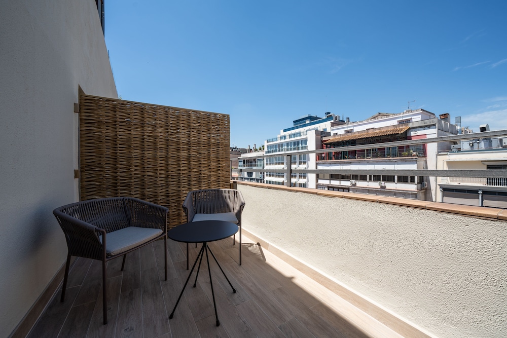 Catalonia Plaza Cataluna 48/50