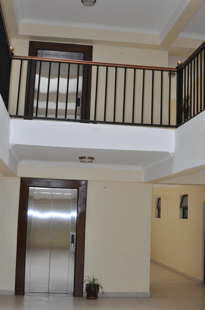 Peaks Hotel Limited 15/40