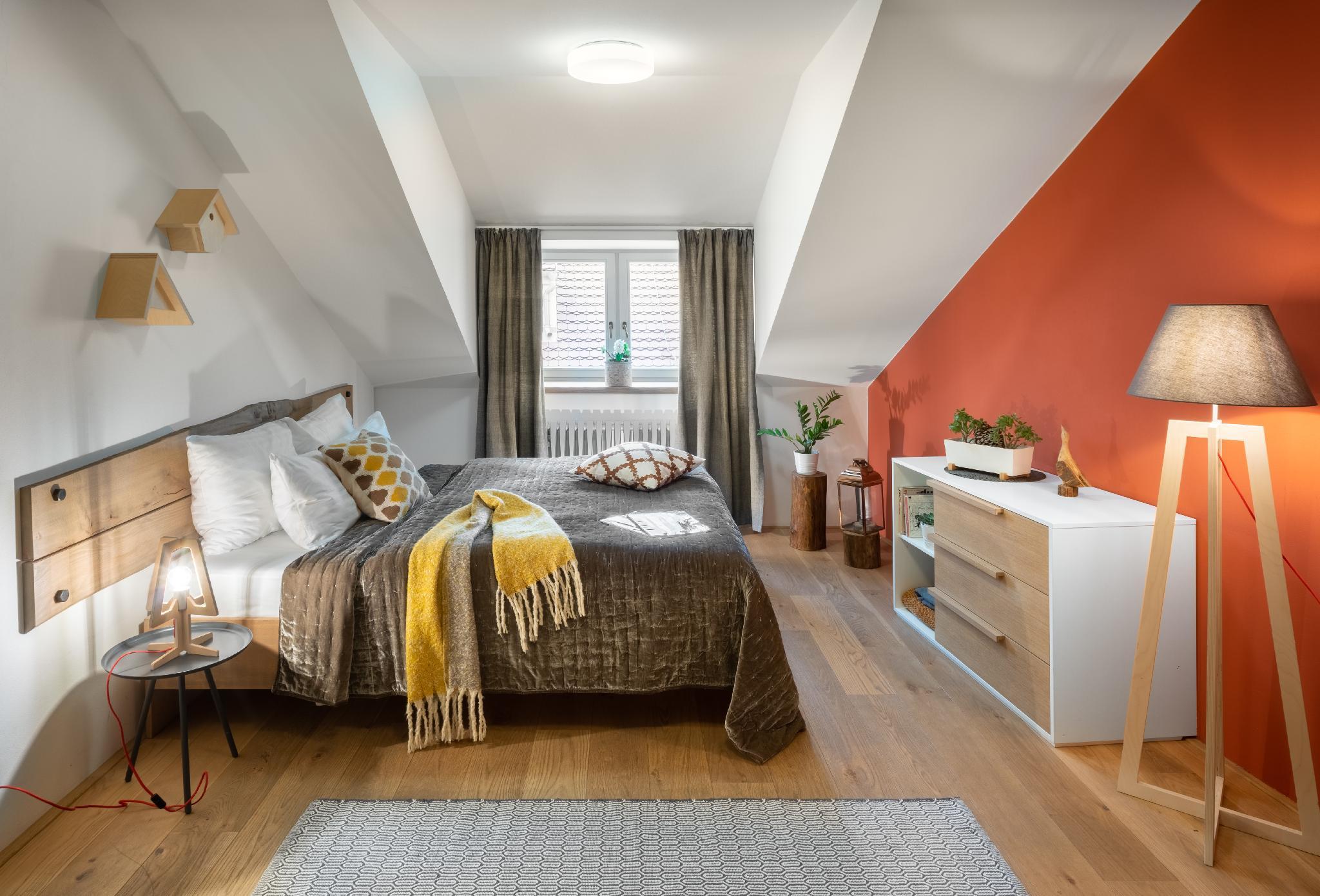 4 Trees Apartments by Adrez Living 7/24