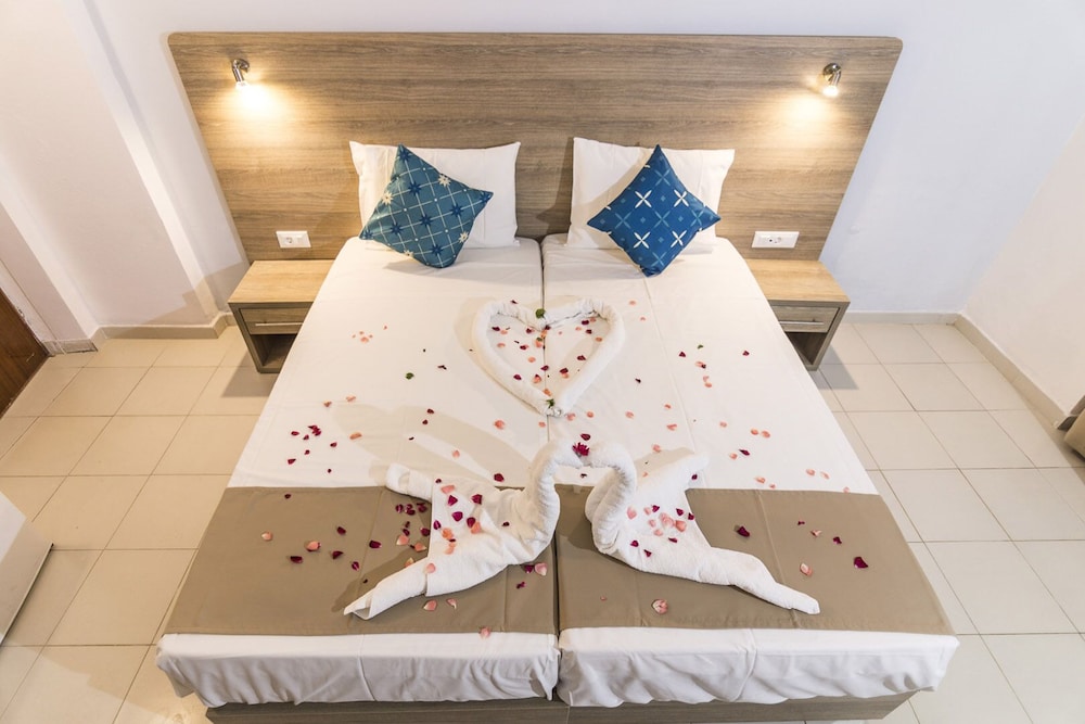 Tivoli Hotel Rhodes 18/50