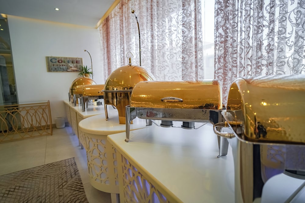 فندق إعمار ليجند(Emaar Legend Hotel) 7/23
