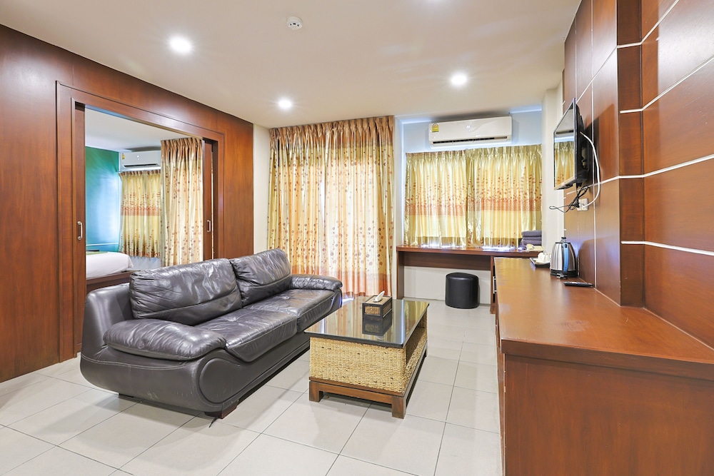 Gu Hotel 28/48