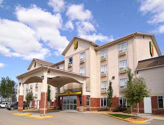 Super 8 by Wyndham High Level AB 23/24