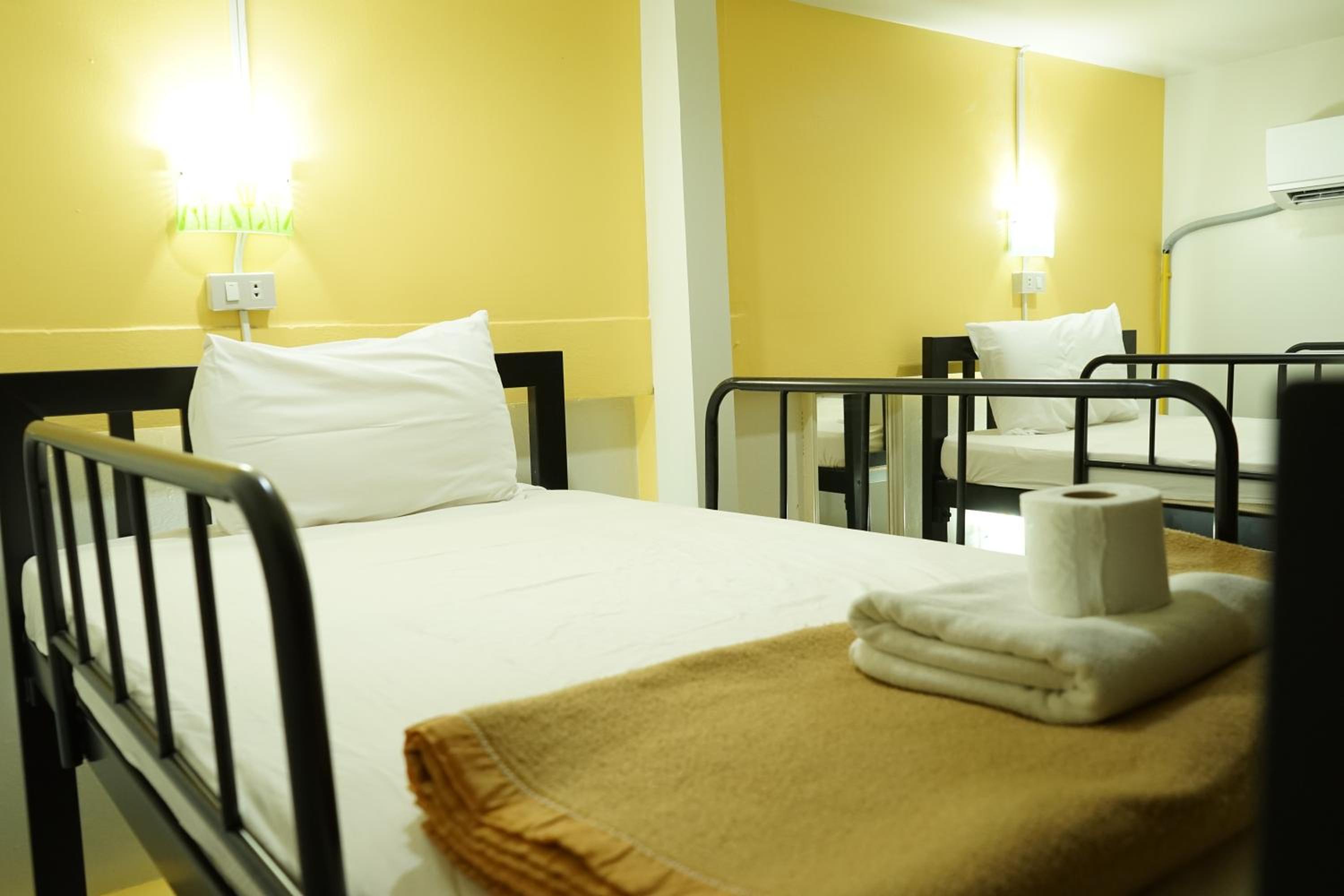 Mixed Dorm, 10 Beds