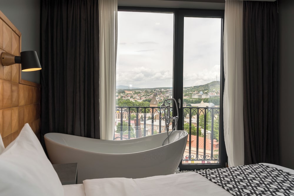 Amante Narikala Boutique Hotel 46/68