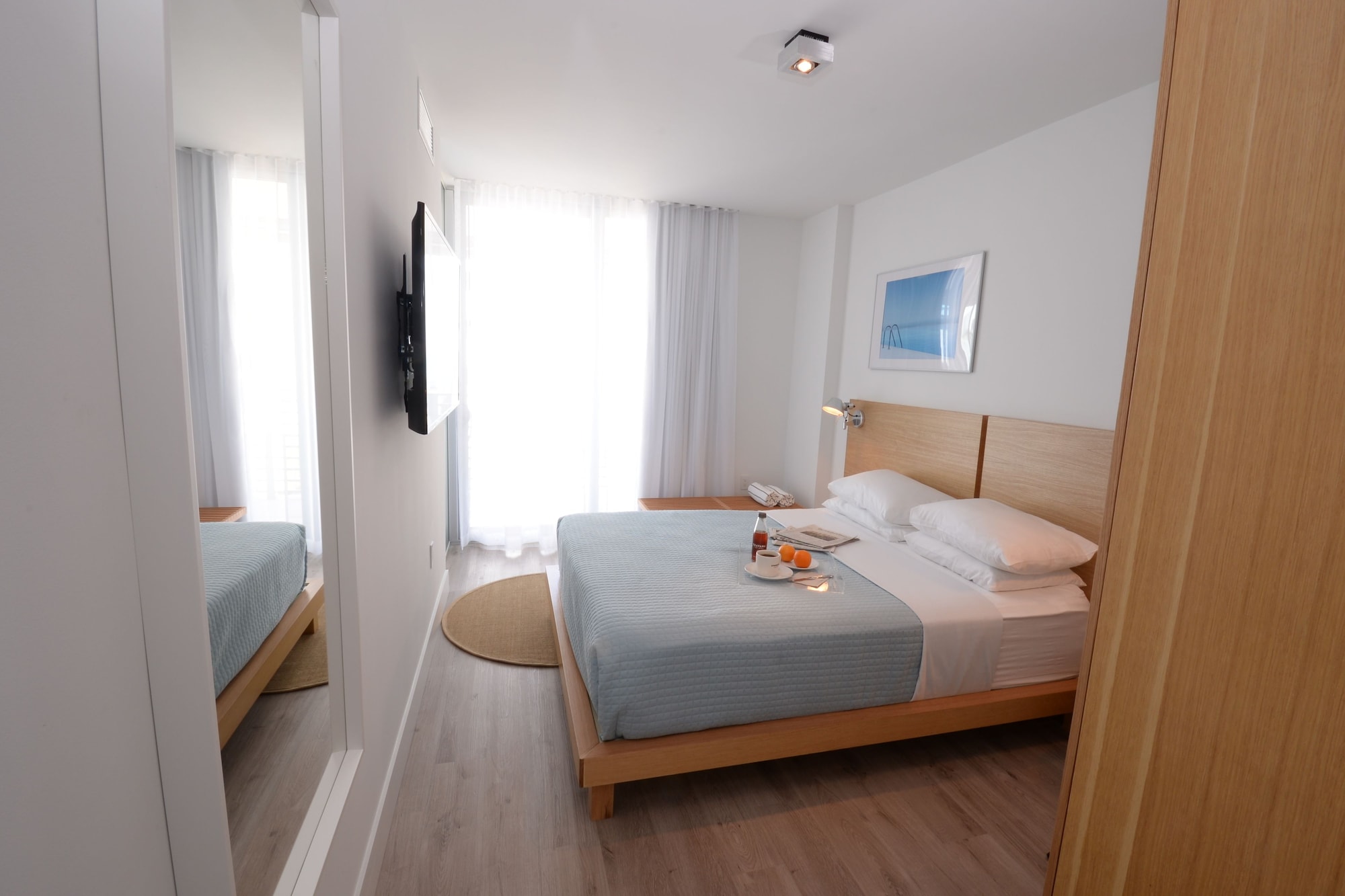 2 BEDROOMS, SUITE, OCEAN SIDE, BALCONY