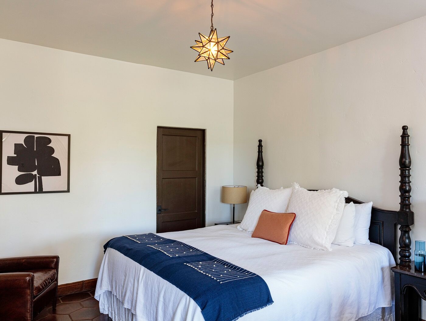 Estate, Guest Room