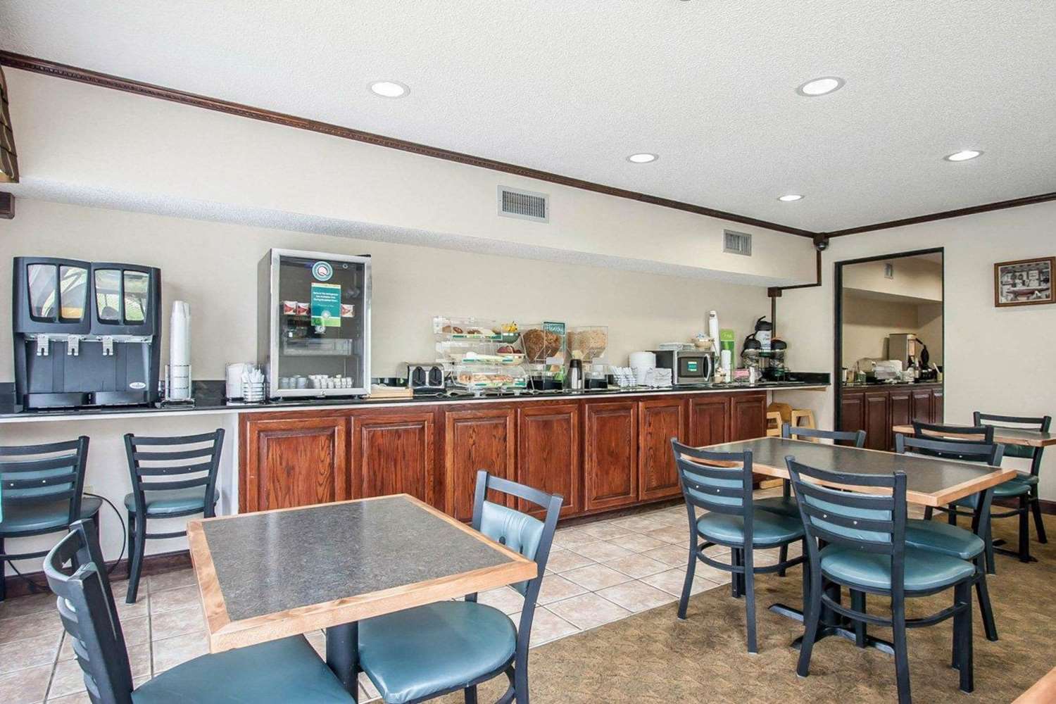 Quality Inn Savannah South 37/40