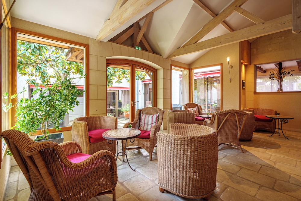 Hotel Val De Loire 32/41