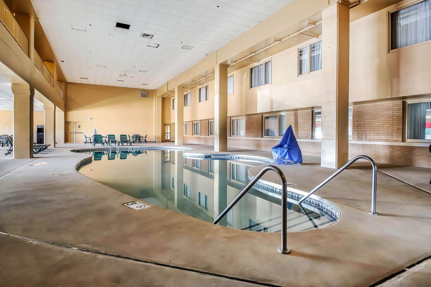 Comfort Inn and Suites Beaver Dam 3/12