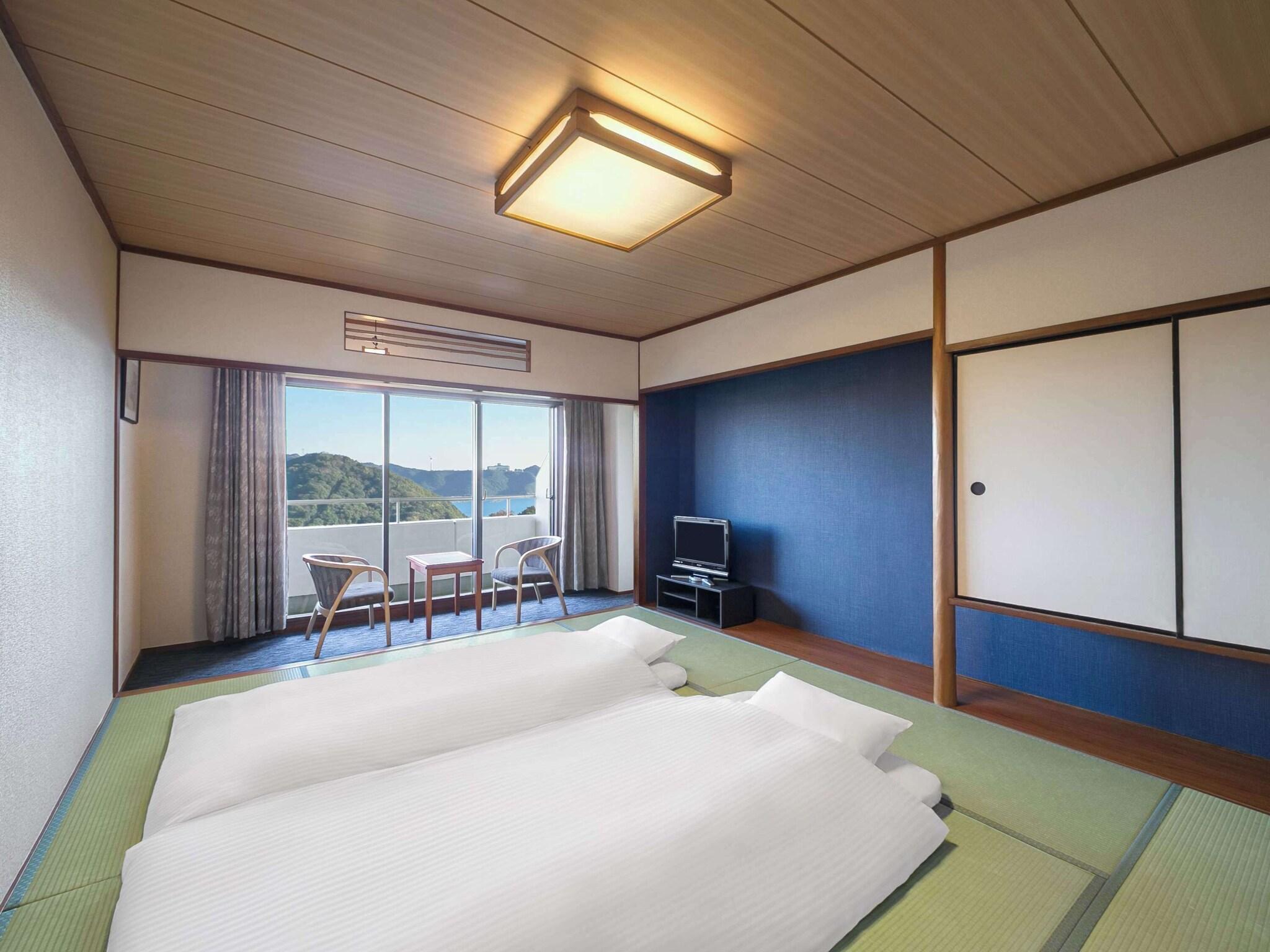 Style, Mediterranean, Standard, Twin Beds, with Extra Bed, Mountain View