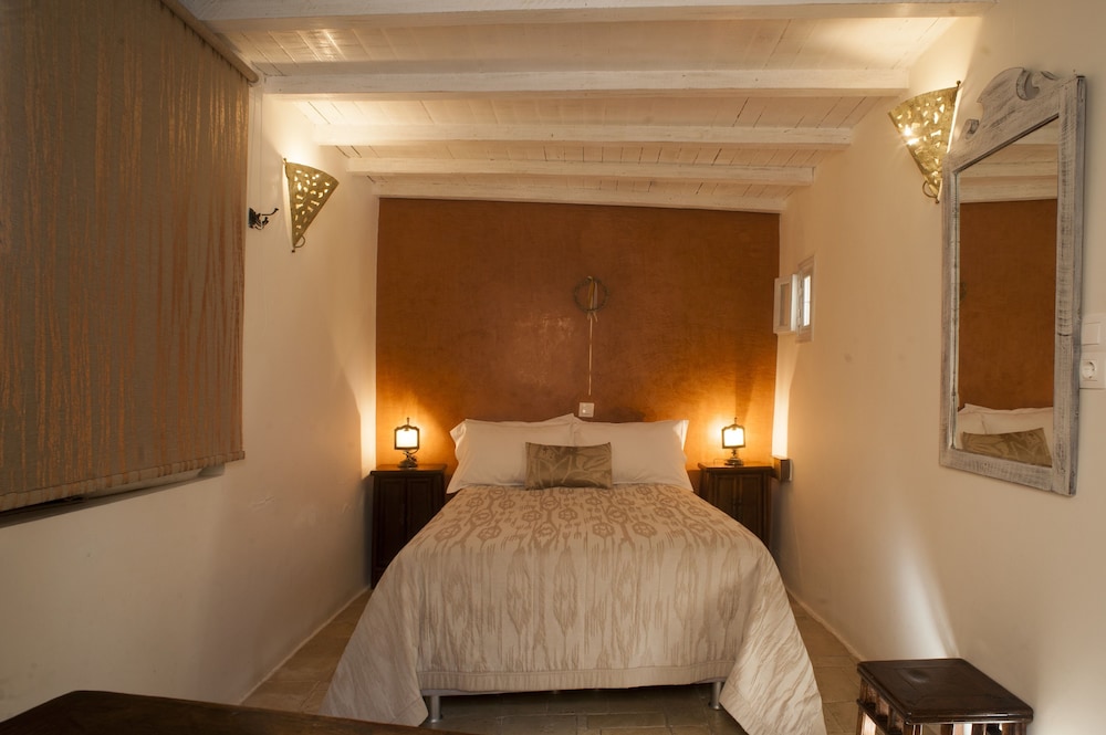 Heliophos Boutique Hotel 13/50
