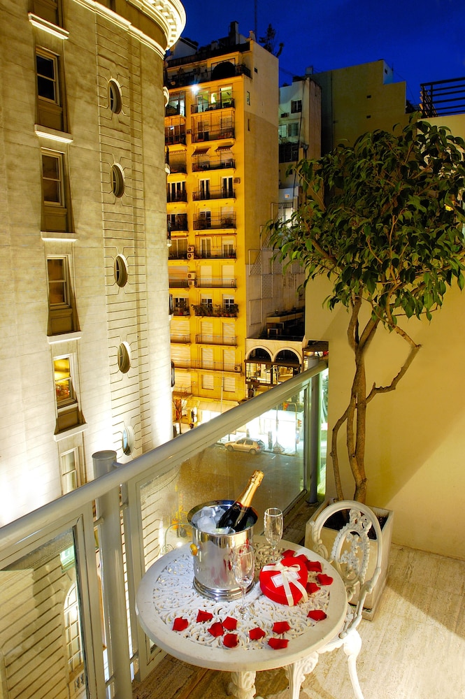 ULISES RECOLETA SUITES 3/64