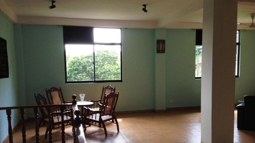 Kandy View Hotel 41/56