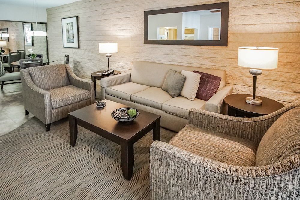 Getaways At Palm Springs Tennis Club 42/50
