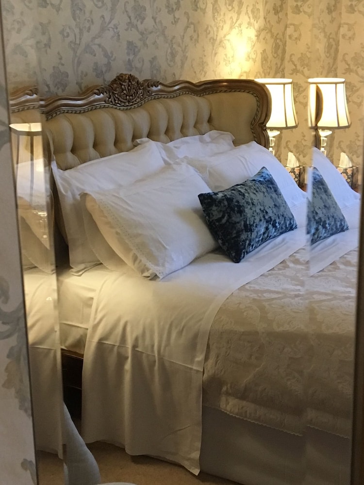 Ledgowan Lodge Hotel 22/72