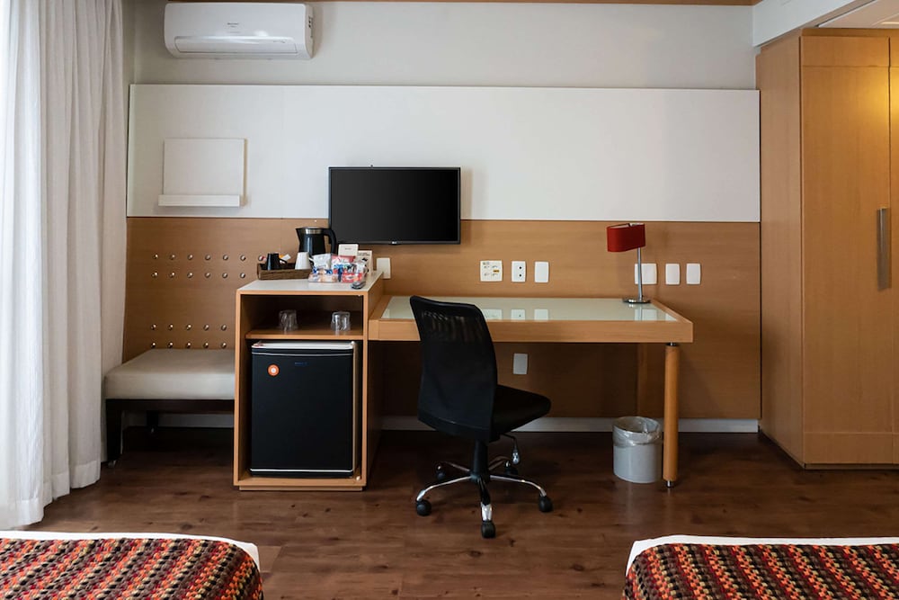 Quality Hotel Faria Lima 37/40