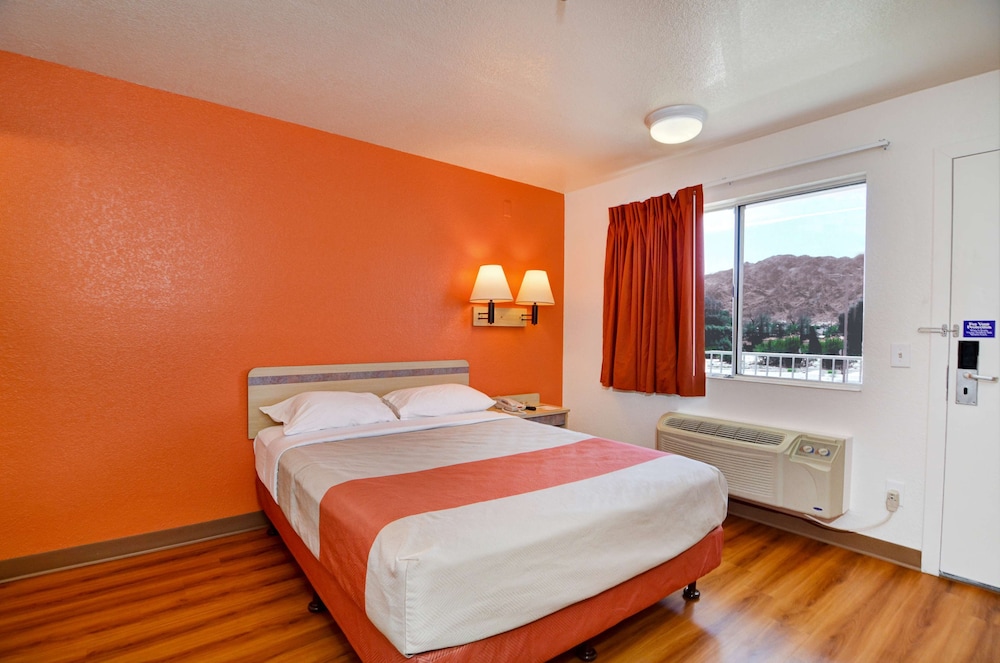 Motel6 Twentynine Palms, CA 15/43