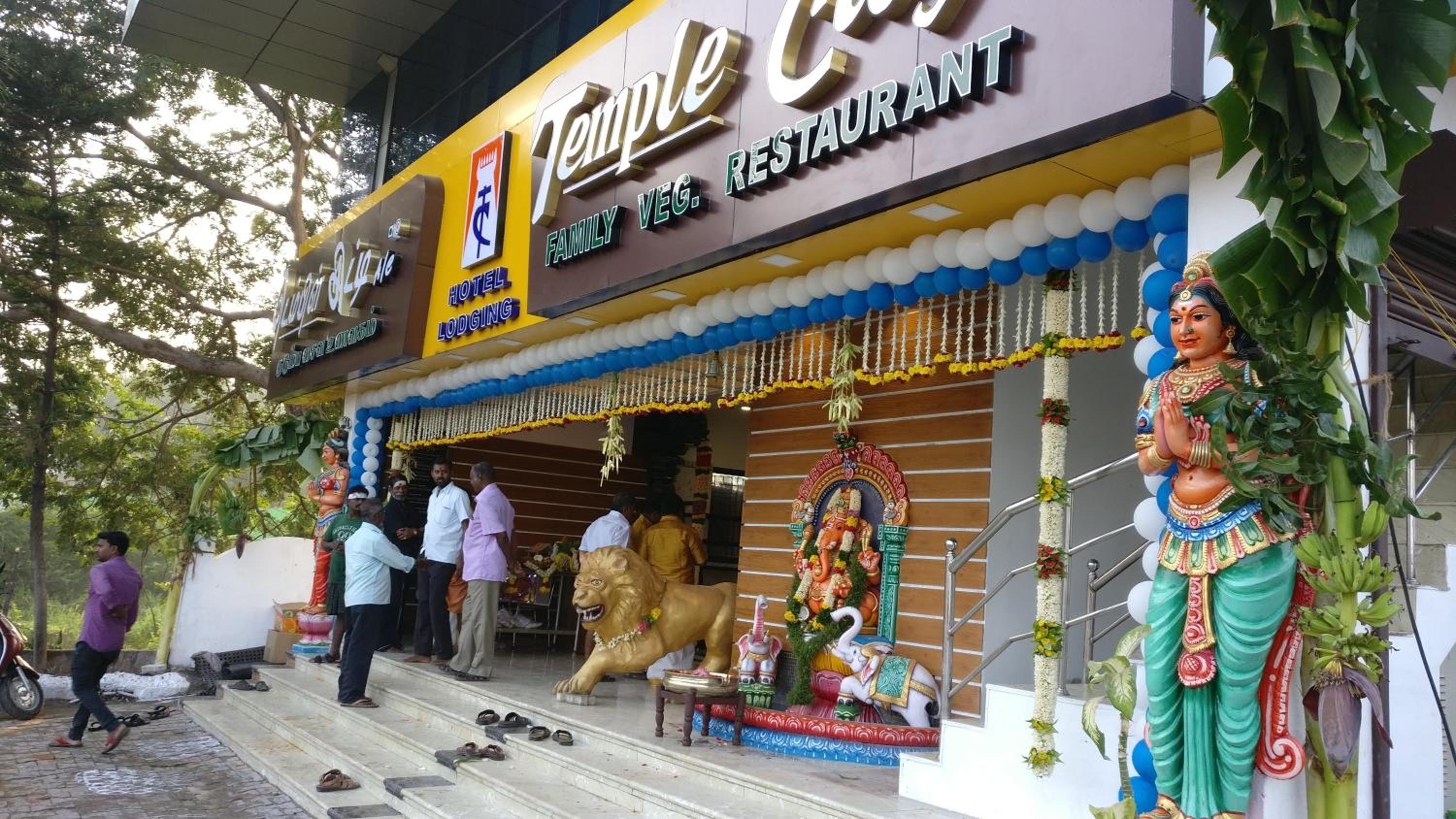 Hotel Temple City 5/49