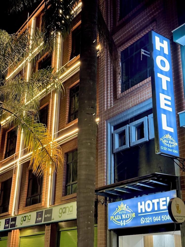 Hotel Plaza Mayor 3/64