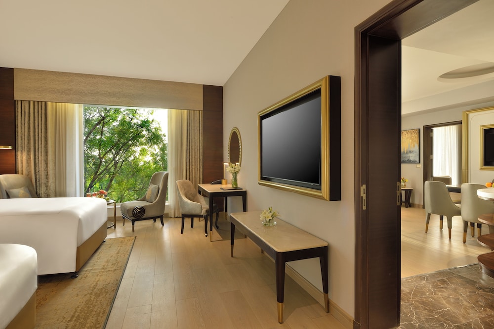 Taj Gandhinagar Resort and Spa 14/52