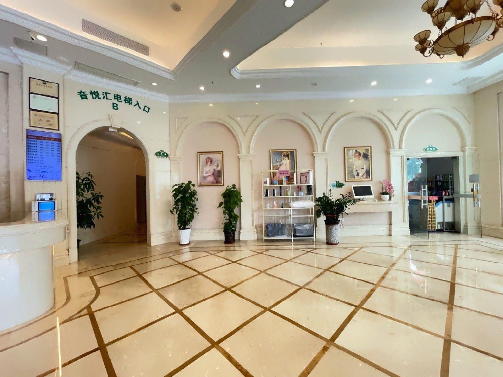 Vienna Hotel (Dongguan Shatian Humen gang) 17/34