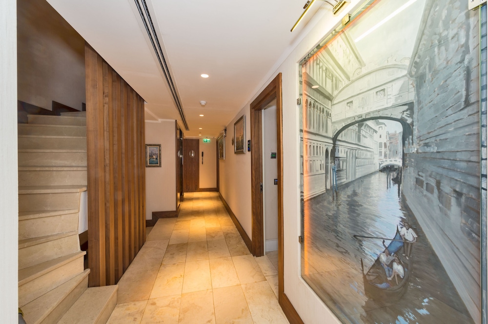 Darkmen Hotel 2 35/59