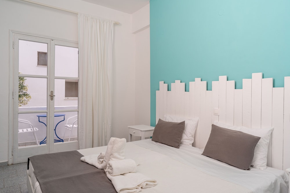 CLASSIC, DOUBLE OR TWIN BED