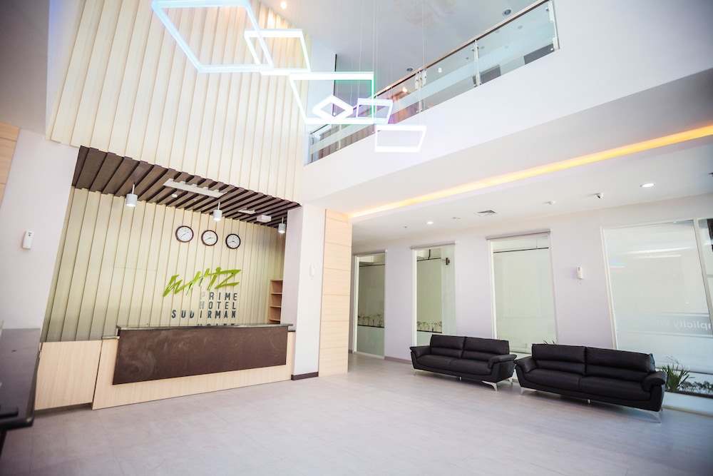 Whiz Prime Hotel Sudirman Makassar 3/35